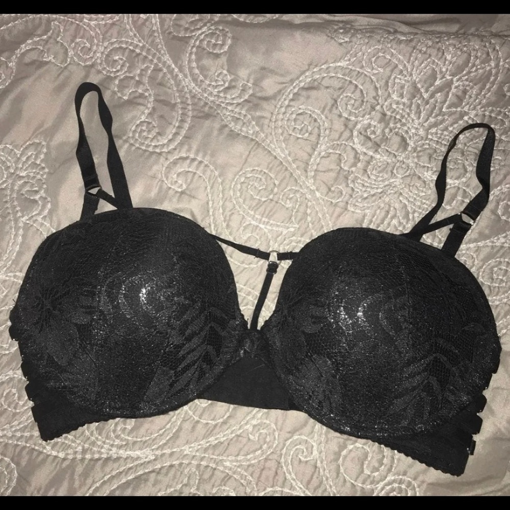 Victoria’s Secret Very Sexy bra 34 DD